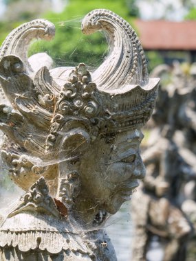 Taman Ujung su sarayda, Bali heykel