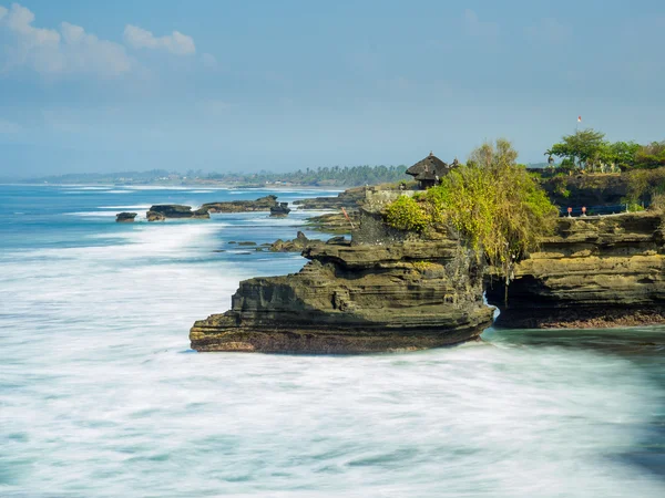 Tanah Lot temple, i ön Bali — Stockfoto