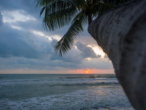 Morze wschód słońca na wyspie Koh Samui — Zdjęcie stockowe