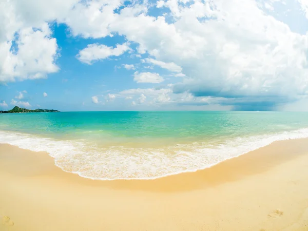 Tropikalnej plaży na Koh Samui — Zdjęcie stockowe