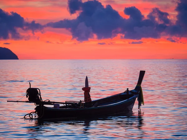 Barco em phuket tailândia — Fotografia de Stock