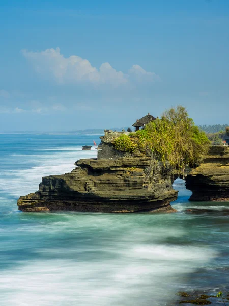 Tanah Lot tapınakta Bali Adası