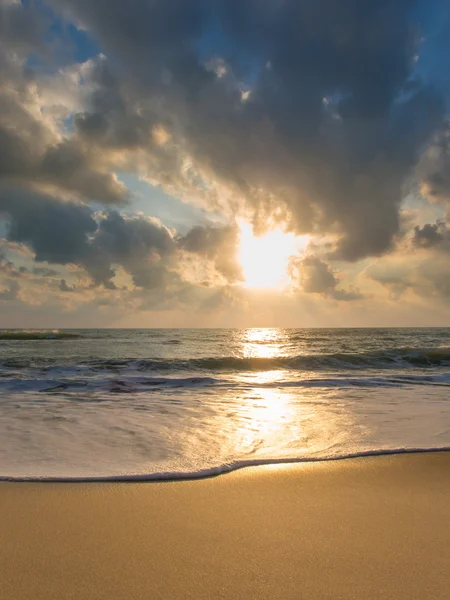 Indische Oceaan op een stormachtige dag — Stockfoto