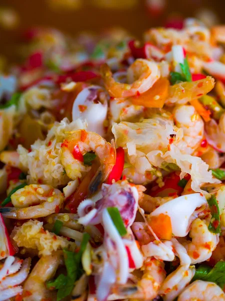 Comida de rua tailandesa no mercado em Phuket — Fotografia de Stock