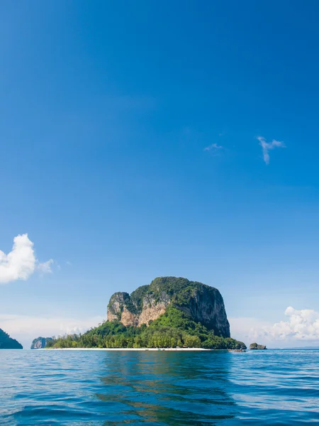 Praia de Poda em Krabi Tailândia — Fotografia de Stock