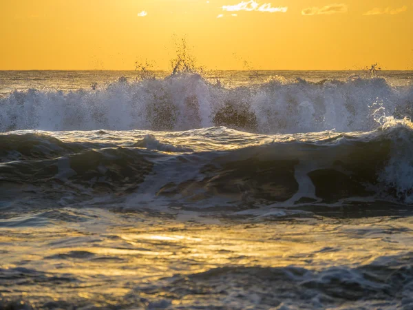 Koh Samui Adası Deniz gündoğumu