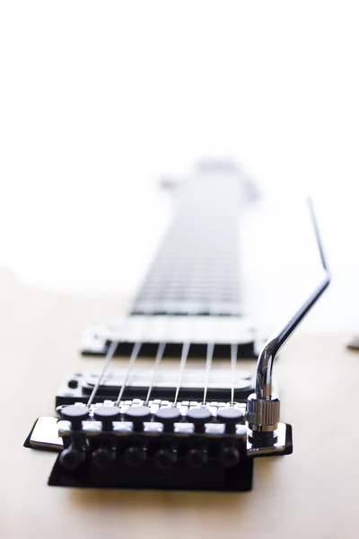 Guitarra elétrica madeira natural — Fotografia de Stock