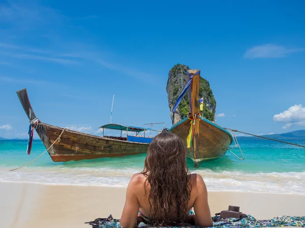 Båt i phuket thailand — Stockfoto