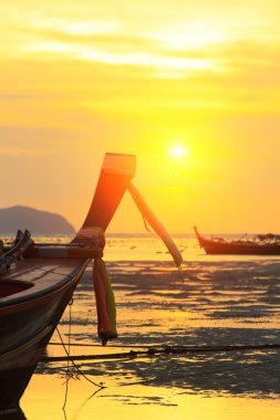 güzel gündoğumu rawai Phuket