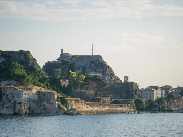 Hellenic temple and old castle at Corfu — Stock Photo, Image