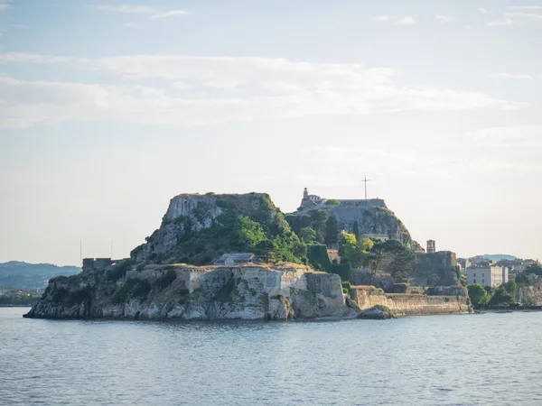 Řecký chrám a starý hrad na Korfu — Stock fotografie