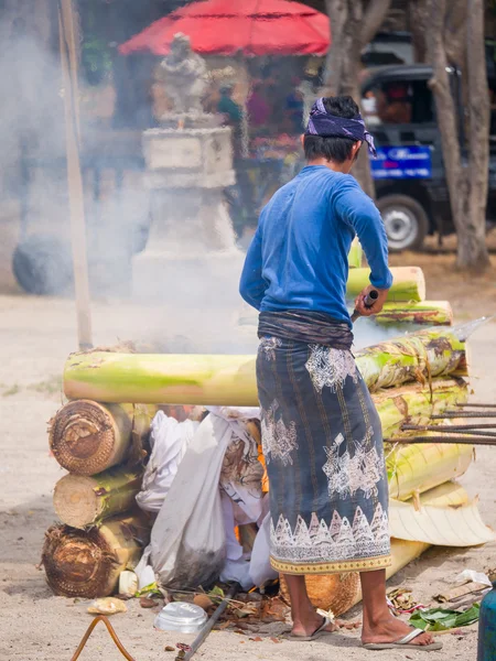 Cremation on beach in Bali Kuta — Stock Photo, Image