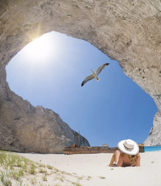 Słynnej plaży Navagio wrak Wyspa Zakynthos — Zdjęcie stockowe