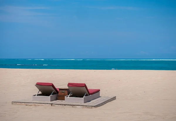 Beds on a beach — Stock Photo, Image