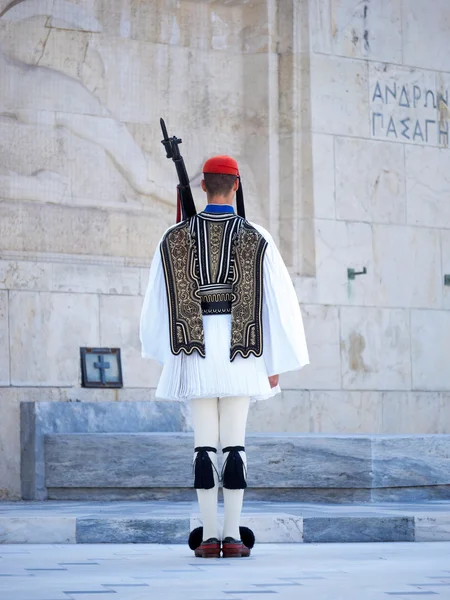 Yunan askerleri Evzones üniformalı — Stok fotoğraf