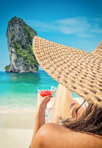 Woman in hat near the sea — Stock Photo, Image