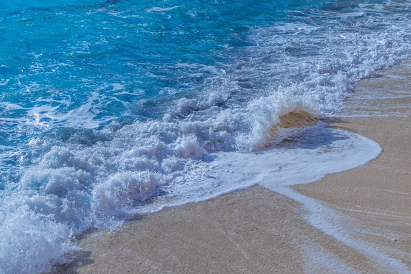 Ondas oceânicas azuis — Fotografia de Stock