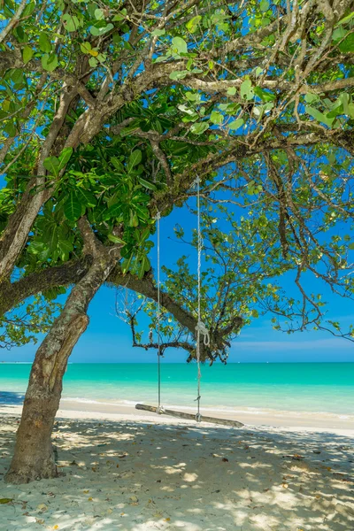 Tropische landschap van de Similan eilanden, Thailand — Stockfoto