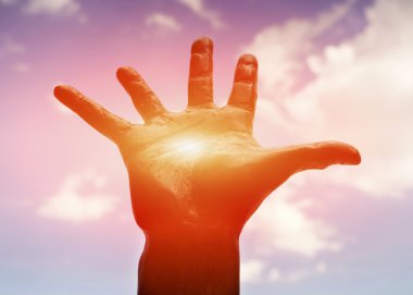 Gökyüzü karşı yardım eli