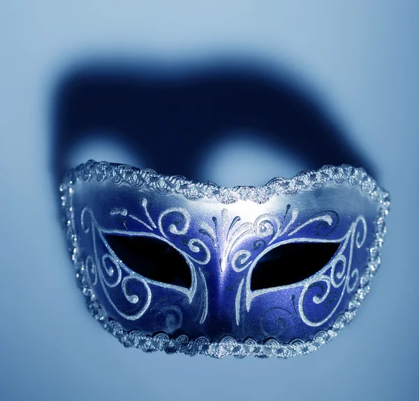 Máscara de carnaval na cor azul — Fotografia de Stock