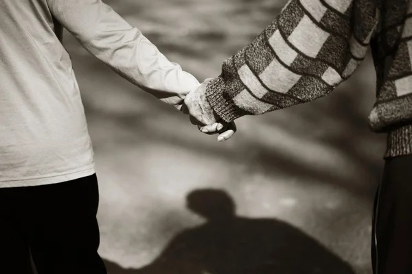 Hand in hand — Stockfoto