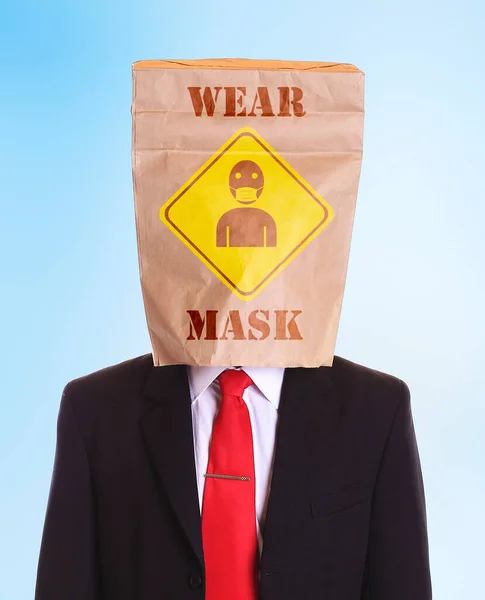 Man Met Een Papieren Zak Het Hoofd Dragen Masker Symbool — Stockfoto