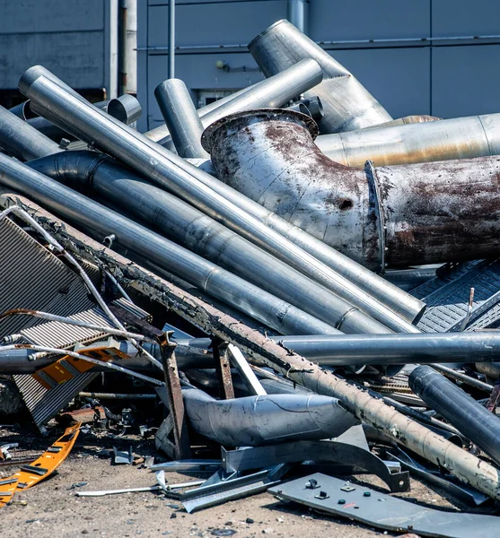Återvinningsbart Metallavfall Högen Utomhus — Stockfoto