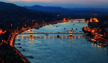 Budapeşte ve Tuna, gece