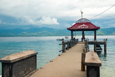 Gili Air adası iskelede