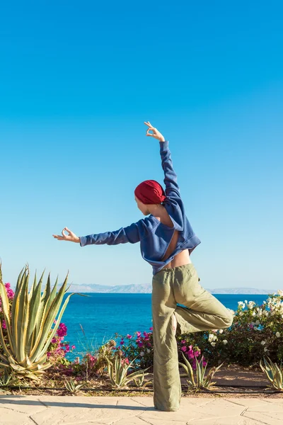 Yoga-Praxis — Stockfoto