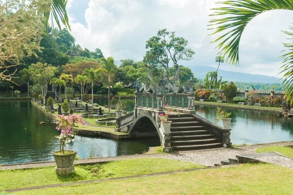 Tirtagangga palácio da água — Fotografia de Stock