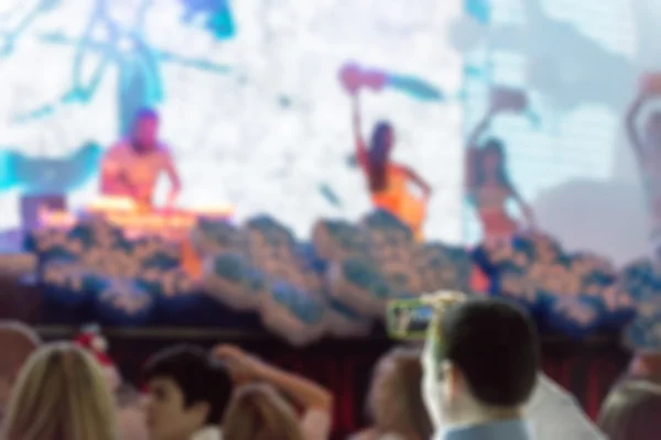 Blur background of people at the dj concert — Stock Photo, Image