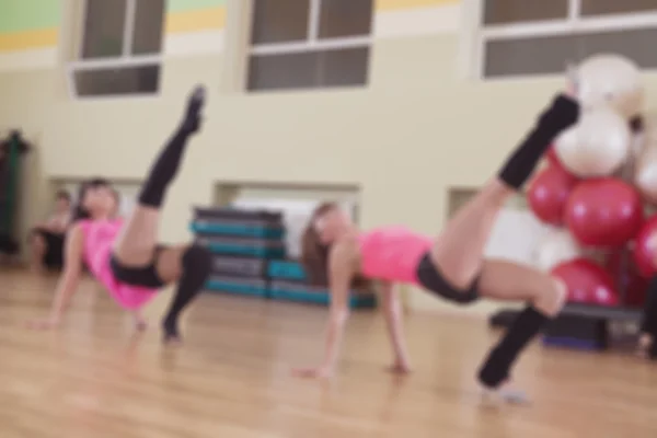 Dans dersi kadınlar için arka plan bulanıklık — Stok fotoğraf