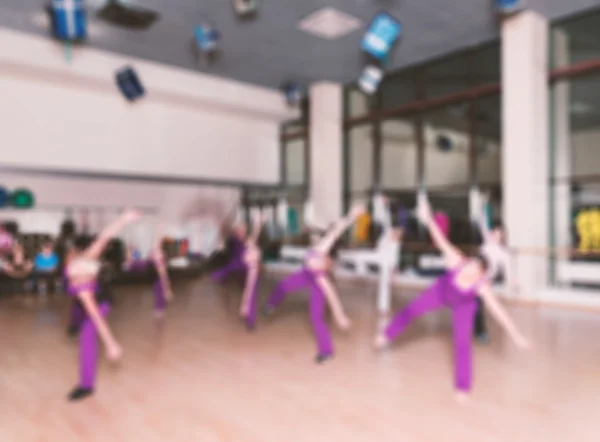 Classe di danza per le donne sfocatura sfondo — Foto Stock