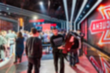 Sahne arkasında arka plan bulanıklık filme TV göstermek