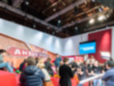 Sahne arkasında arka plan bulanıklık filme TV göstermek