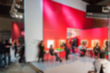 Sahne arkasında arka plan bulanıklık filme TV göstermek