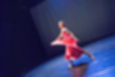Çağdaş dans performans bokeh arka plan bulanıklık