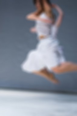 Çağdaş dans performans bokeh arka plan bulanıklık