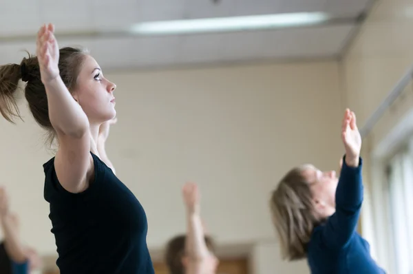 Internationale zomerhit dansschool — Stockfoto