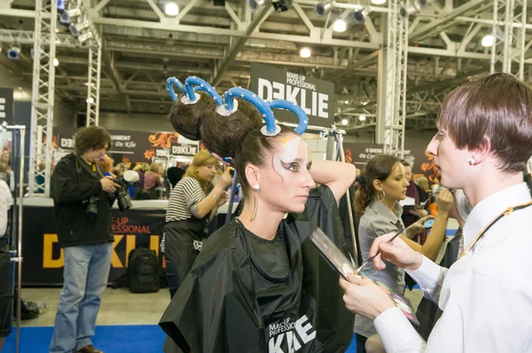 Make-up en haarkleur kunstenaars competitie — Stockfoto