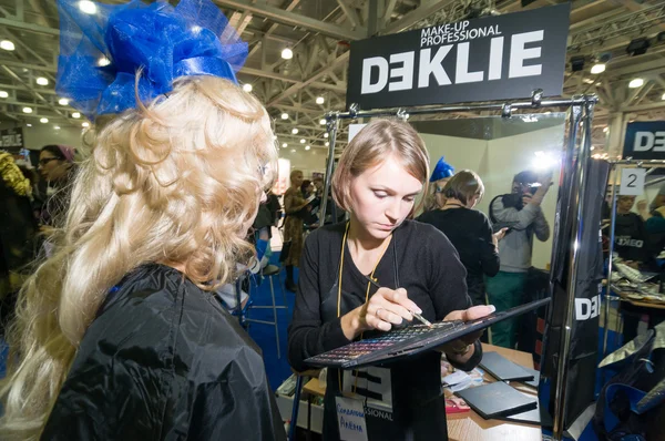 Make-up en haarkleur kunstenaars competitie — Stockfoto