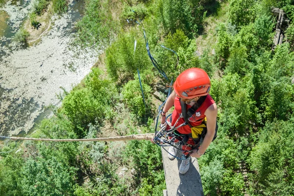 Doğa sporları Ropejumping — Stok fotoğraf