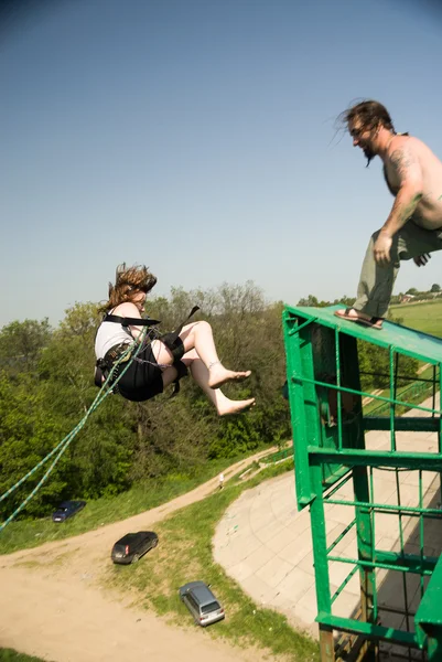 極端な ropejumping イベント — ストック写真