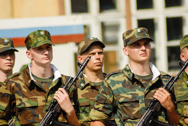 Армейская сцена
