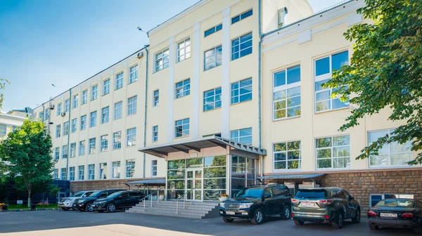 Antiguo edificio de oficinas — Foto de Stock