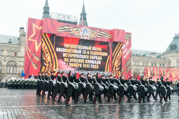 Sfilata sulla Piazza Rossa a Mosca — Foto Stock