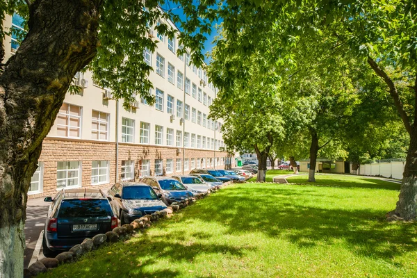 Antiguo edificio de oficinas — Foto de Stock