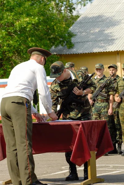 Venäjän armeijan kohtaus — kuvapankkivalokuva