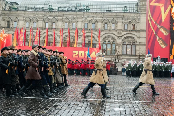 Parady na placu czerwonym w Moskwie — Zdjęcie stockowe